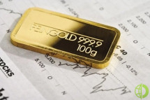 За золотом подтянулась и платина, цены на которую поднялись выше ключевой психологической отметки 1000 долларов за унцию и достигли максимума почти за четыре месяца